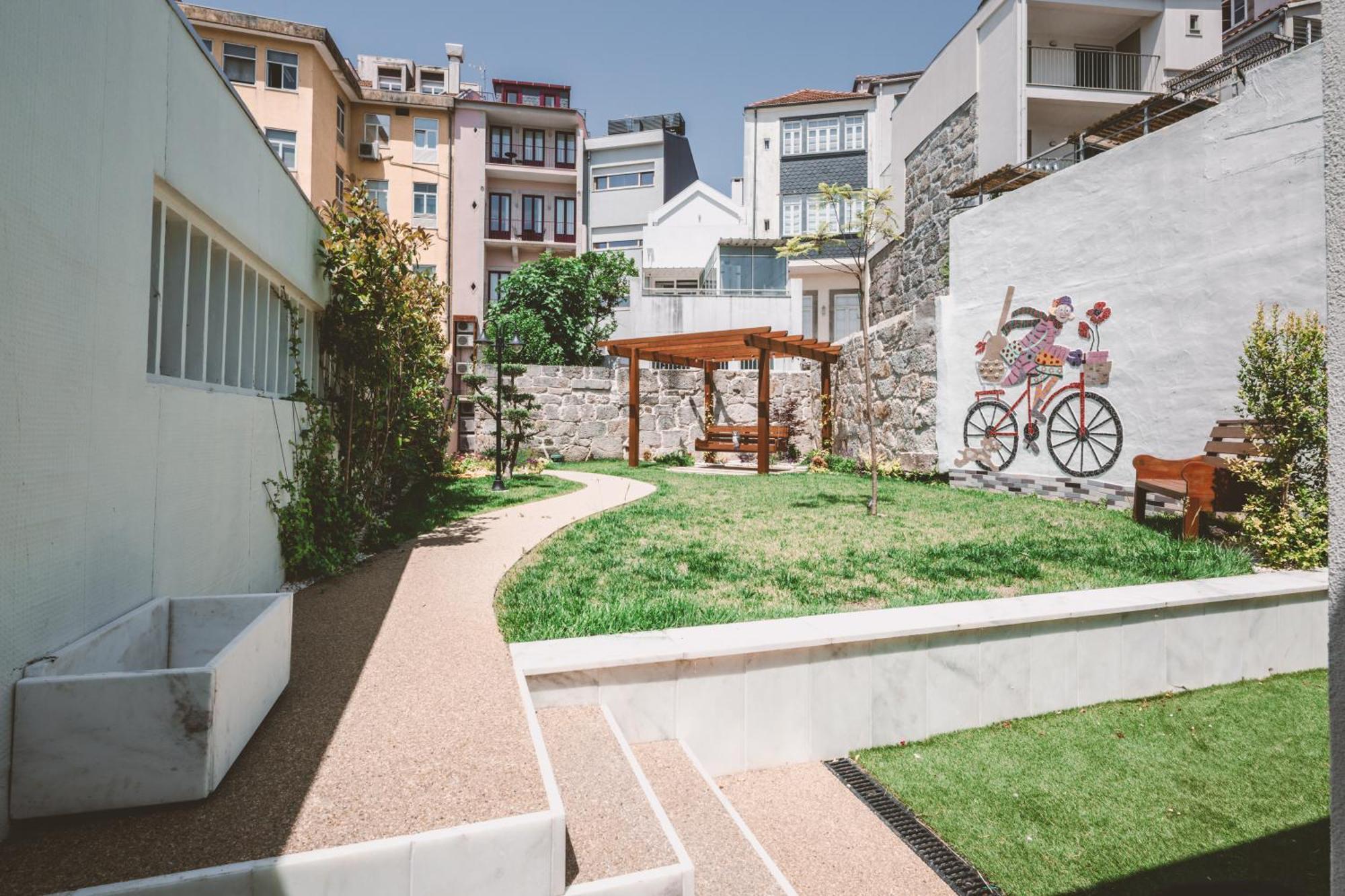 Viterbo'8 - Bonjardim Apartments, Porto